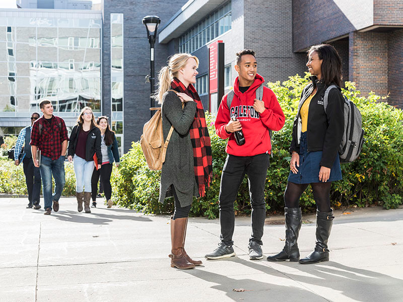 Lý do mà sinh viên nên chọn Carleton University