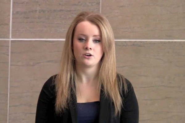 Watch Video: Science at Carleton – Emma